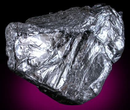  Wolfram: Un Mineral Extraordinario para la Electrónica de Alta Precisión y Aplicaciones Espaciales